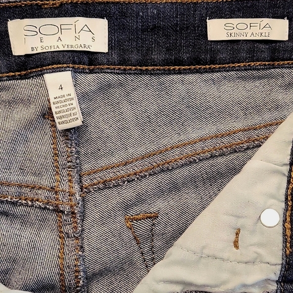 High-waisted skinny ankle denim - Picture 11 of 11